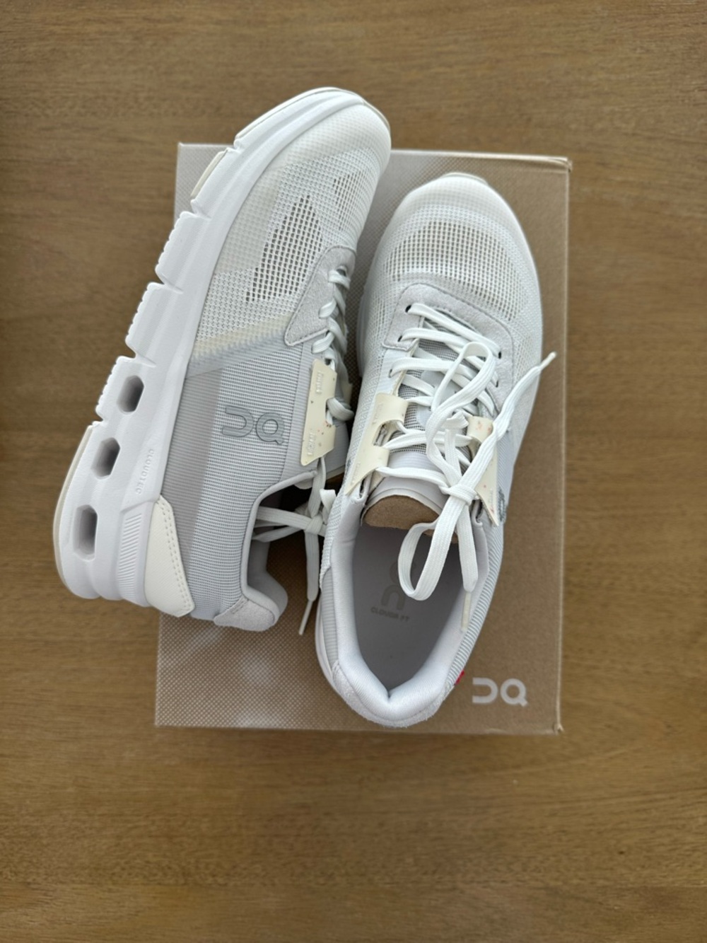 On Running Women's Cloudrift Undyed-White/Frost (Size 6.5)